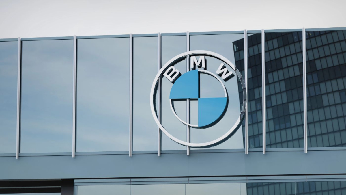 Criza auto ajunge și la BMW! Val de concedieri până în 2027...