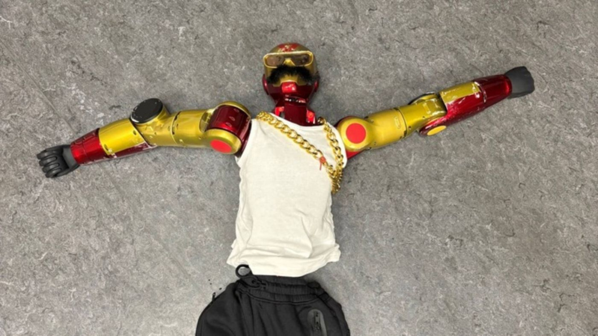 Caz neobișnuit! O adolescentă din Germania, hărțuită sexual de... un robot