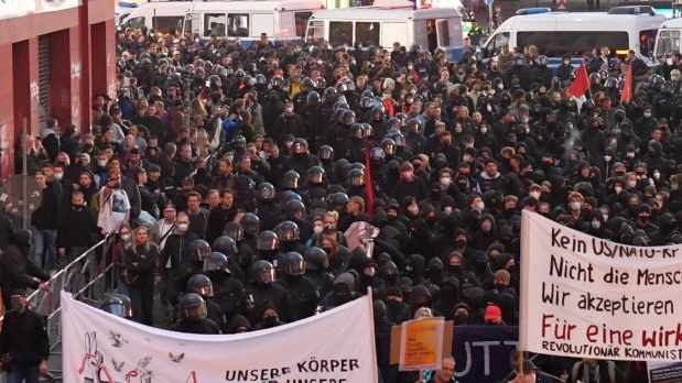Proteste anti-guvern în estul Germaniei