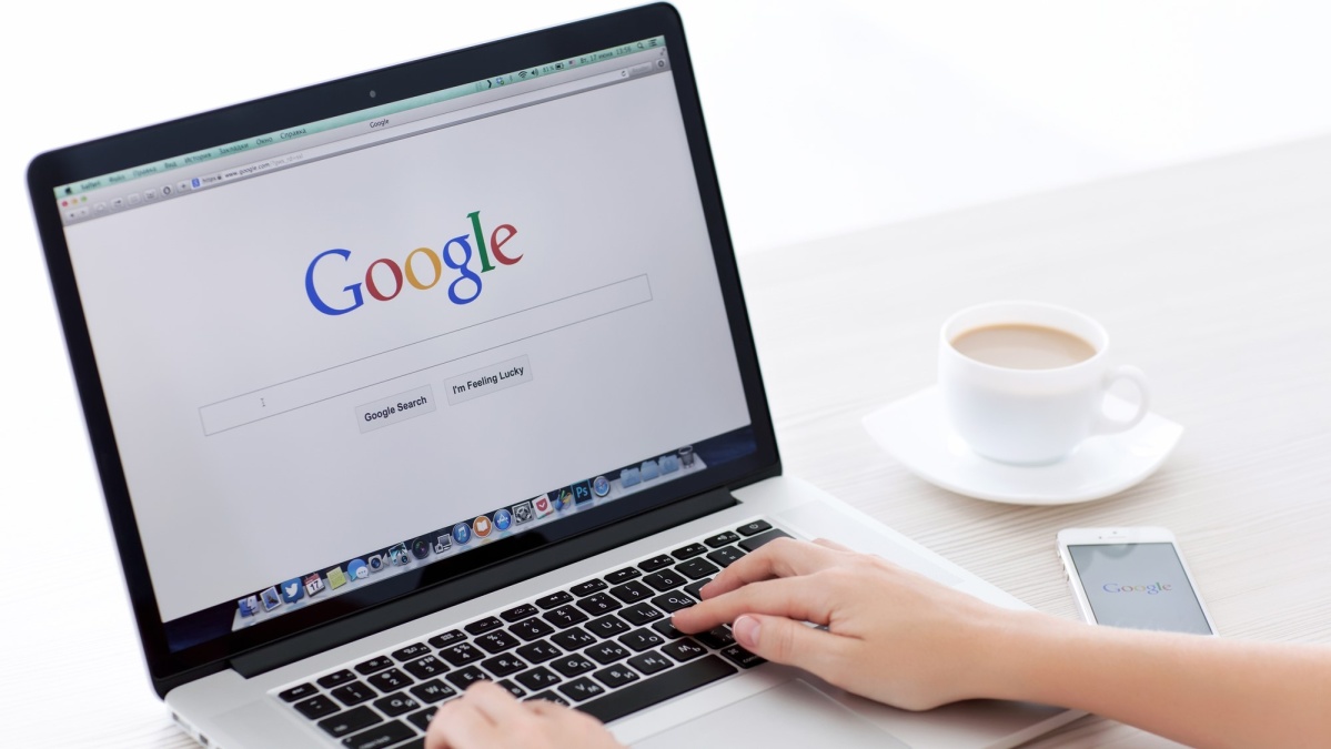 Top Google: Ce au căutat germanii și românii pe internet în 2022?